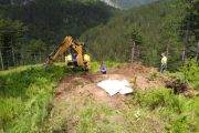 Bosnia Exhumes Six War Victims from Mass Grave