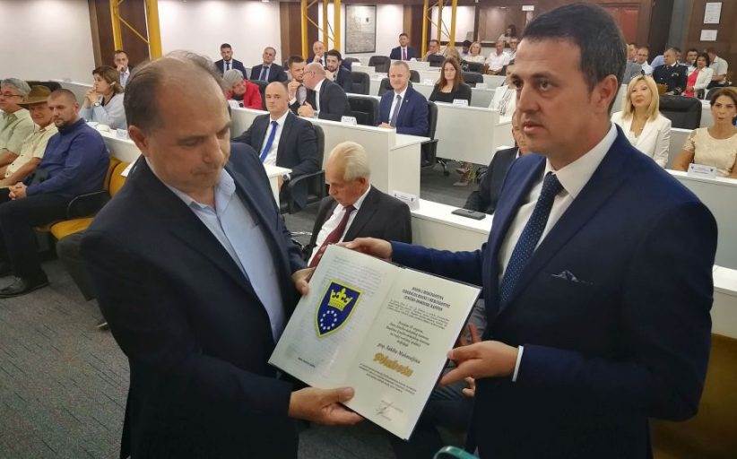 Bosnian Army Commander Honoured Despite War Crimes Charges