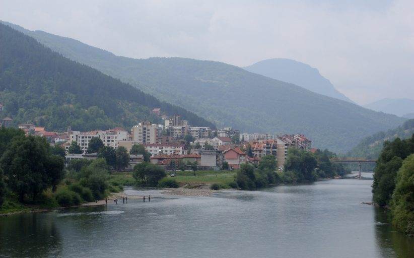 Bosnia Arrests Two Serb Ex-Soldiers for Multiple Rape