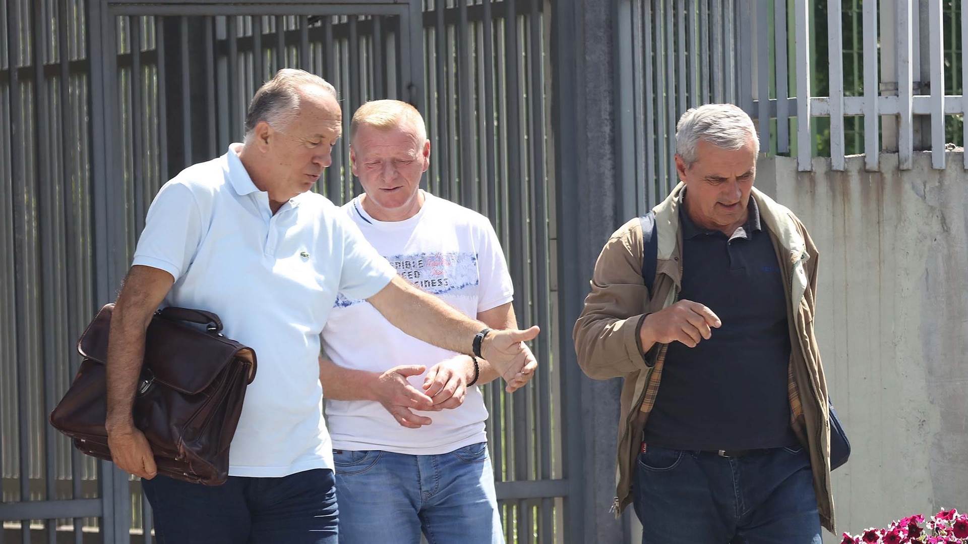 Bosnia Convicts Serb Ex-Military Policeman of Srebrenica Shootings