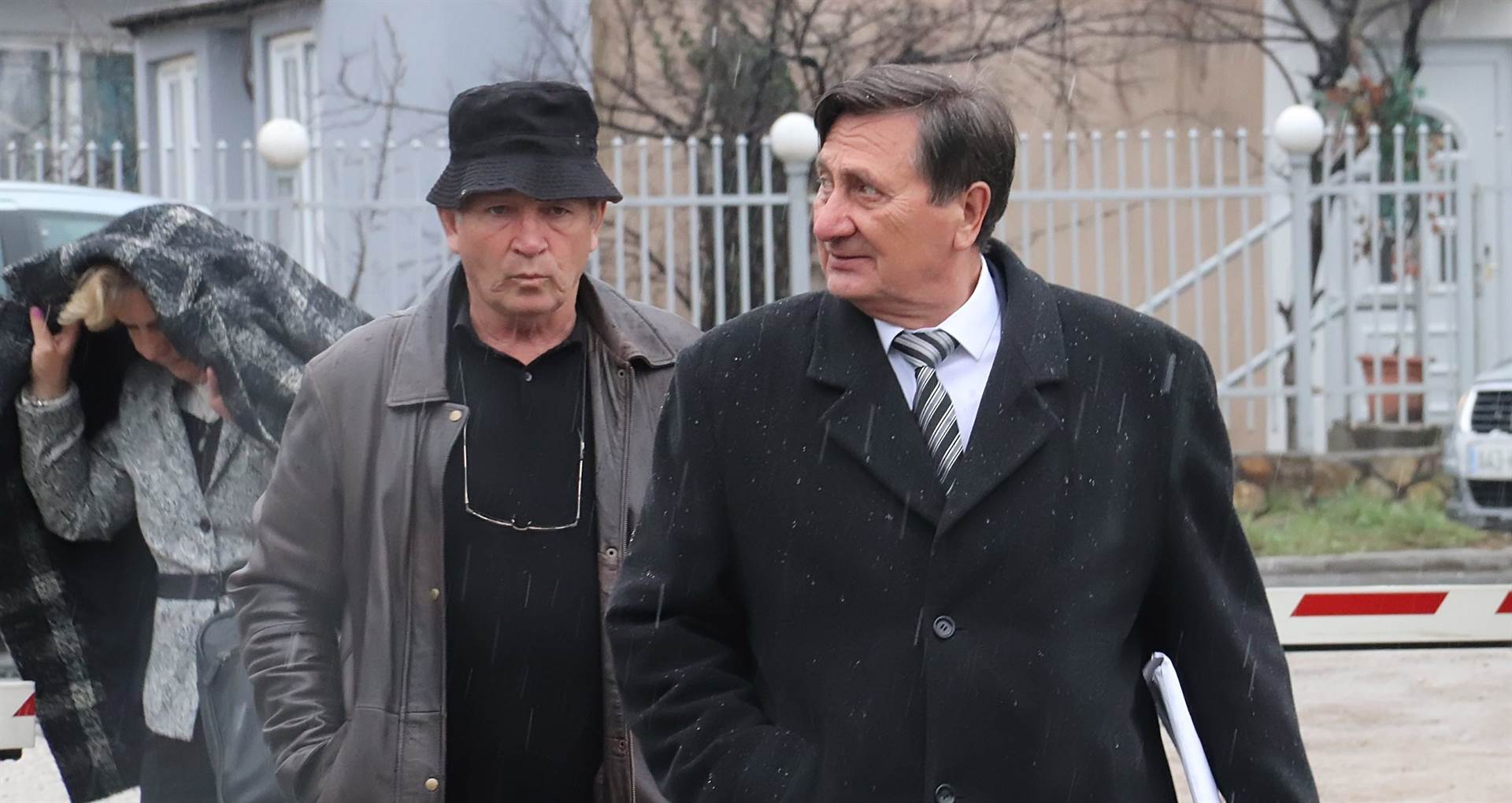 Bosnian Ex-Fighters Acquitted of Killing Serb Civilians