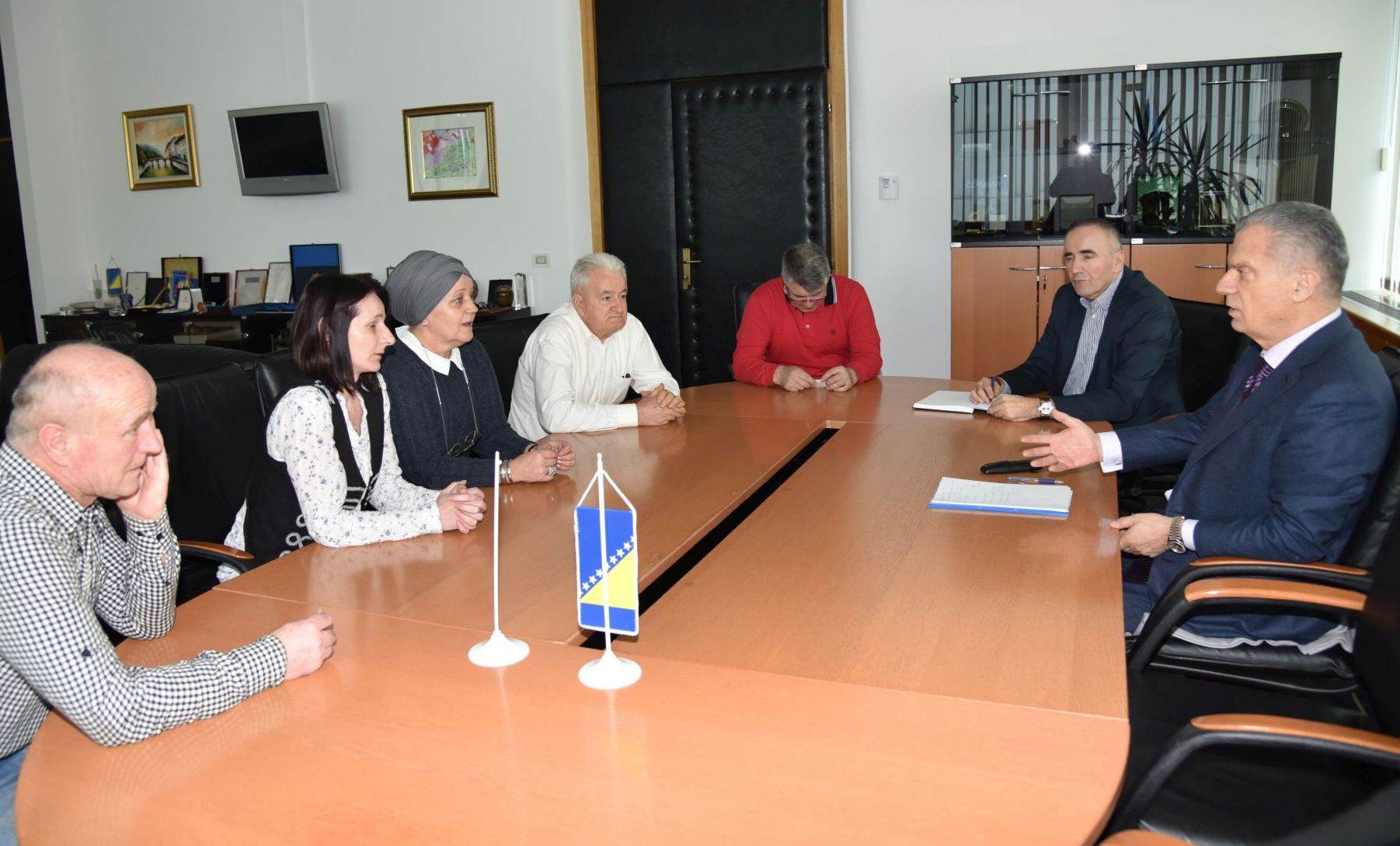 Porodice pozvale na povratak žena i djece iz kampova u Siriji