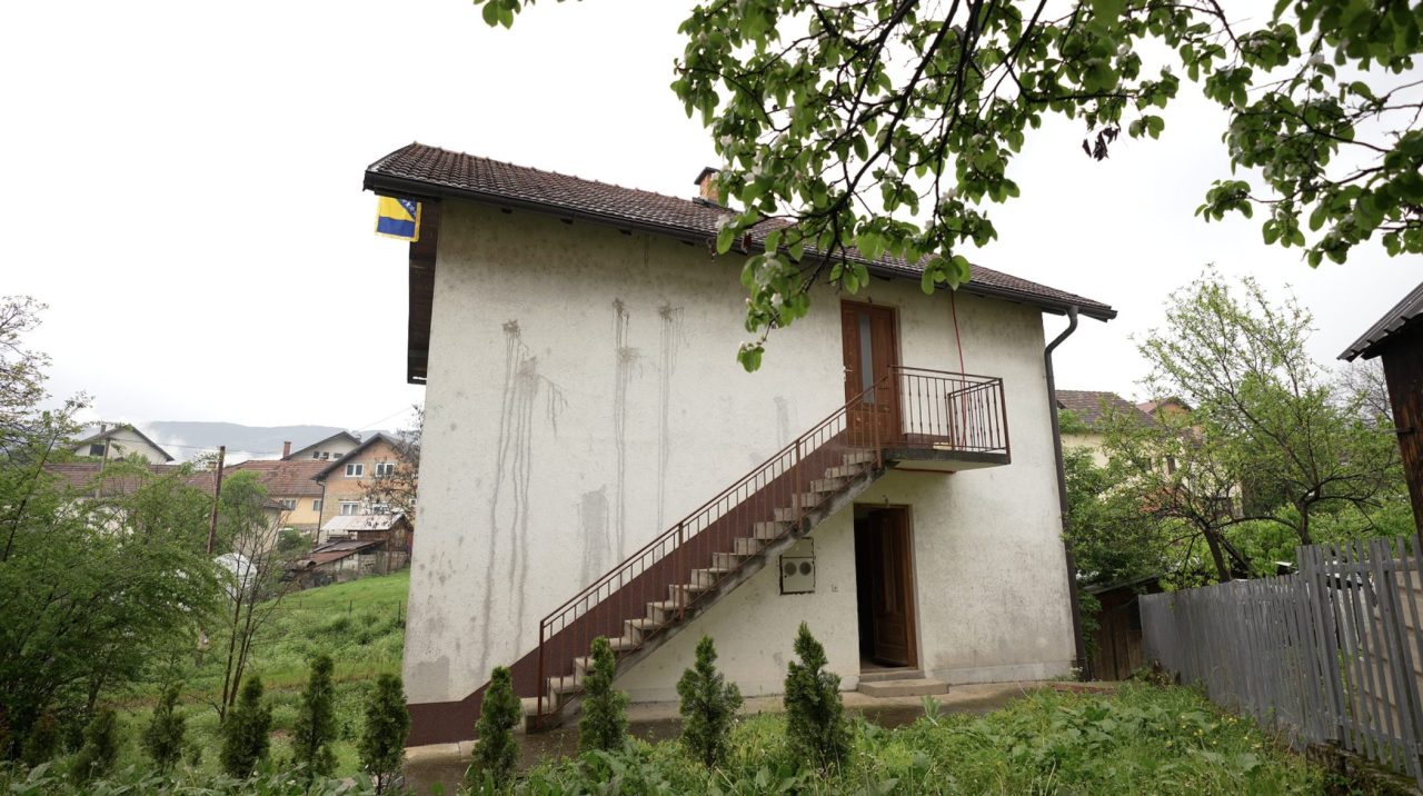 Obnovljena kuća u kojoj je bila "živa lomača" u Pionirskoj ulici. Foto: Detektor