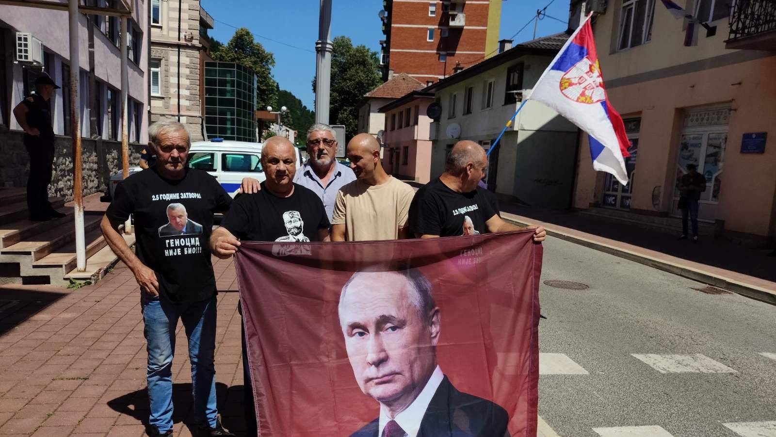Vojin Pavlović ponovo na skupu gdje se negira genocid uprkos prvostepenoj presudi