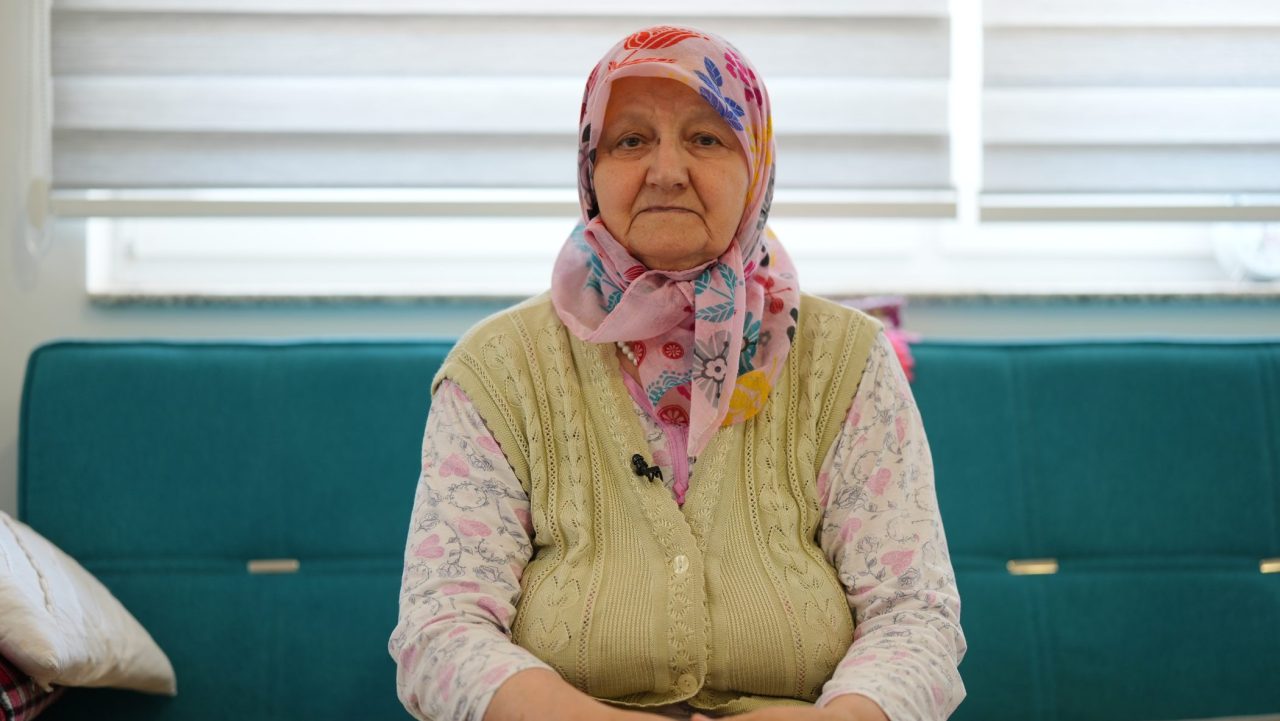 Hanifa Omerović u Domu za starija lica "Hatidža Mehmedović" u Srebrenici. Foto: Detektor