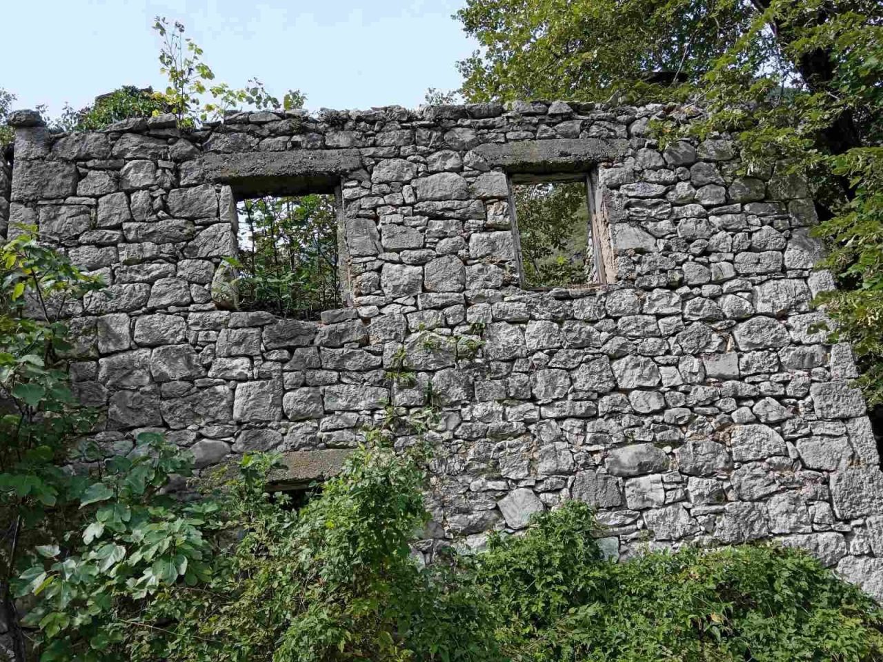 Stara porodična kuća Marića. Foto: Detektor